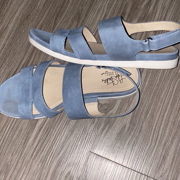 ✨HP✨ASHLEY 2 SANDAL✨  - Picture 12 of 13